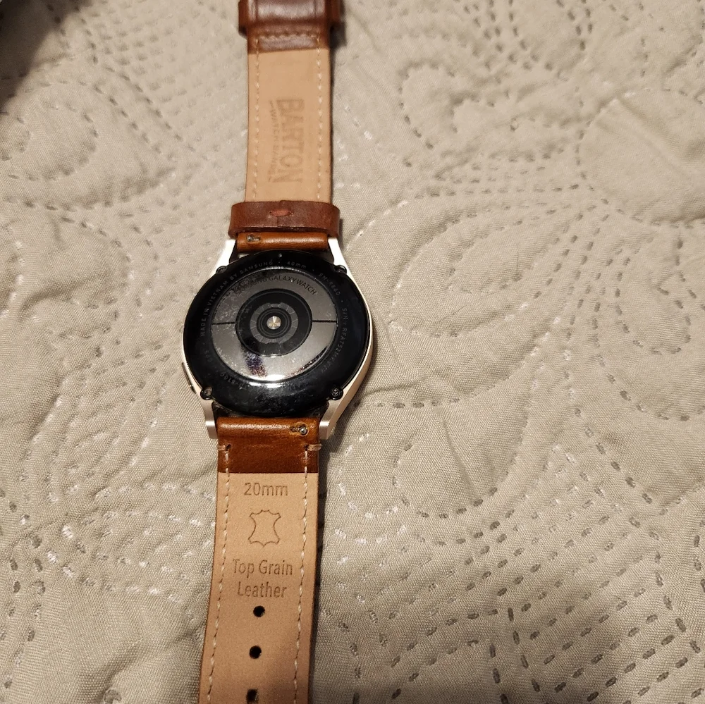 Samsung Galaxy 4 Smartwatch complete.